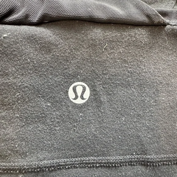 Lululemon Black Throwback Scoop Neck Tank Top
Light Support, A/B Cup - Picture 7 of 7